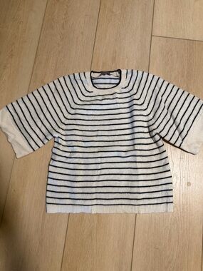 Lilla P Cream and Navy Striped Short-Sleeve 100% Cashmere Sweater